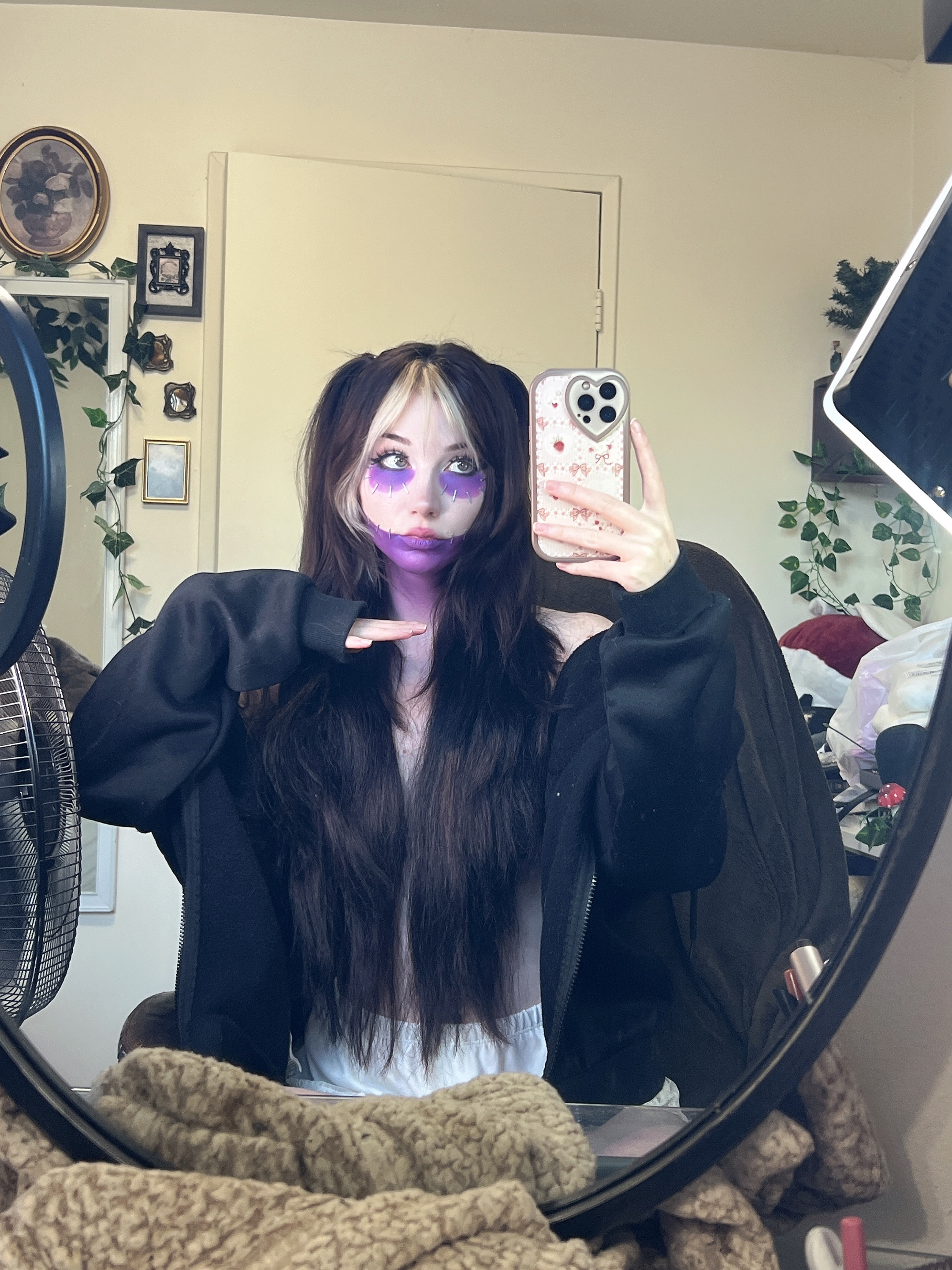 Danielle Mercedie - Dabi Danielle Mercedie - Dabi