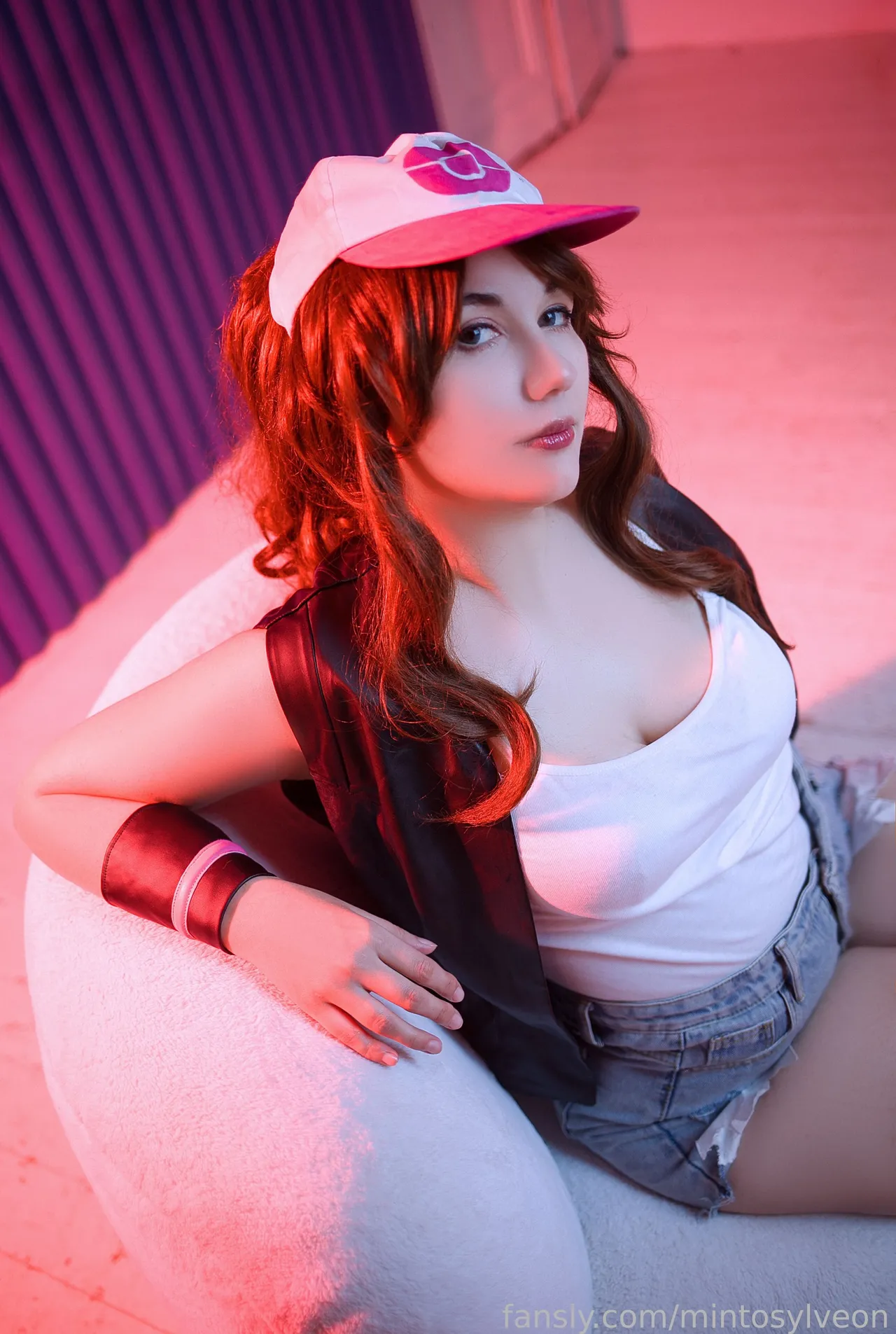 Minty - Hilda 1 Minty - Hilda 1