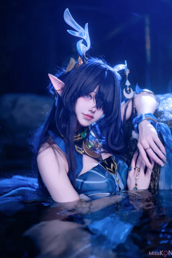 Coser@前野太太: 菈乌玛 (27 photos) 9 7 Coser@前野太太: 菈乌玛 (27 photos) 9