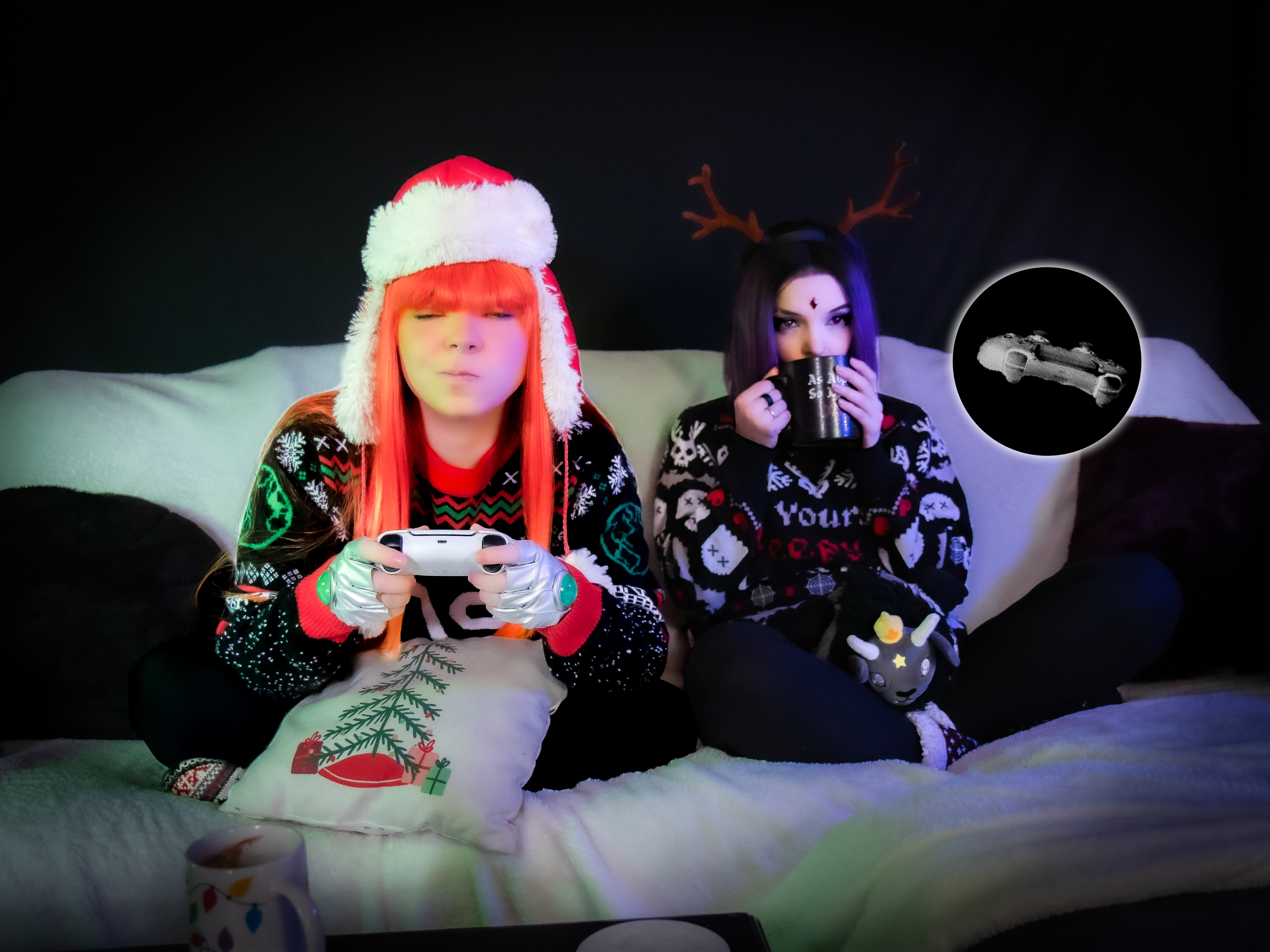 April Rose - Christmas Raven & Starfire April Rose - Christmas Raven & Starfire