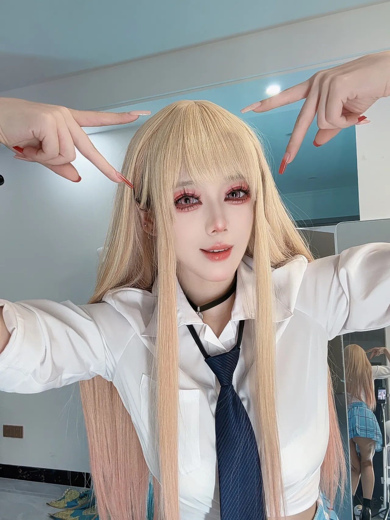 九言 - 更衣人偶坠入爱河 喜多川海梦 九言 - 更衣人偶坠入爱河 喜多川海梦