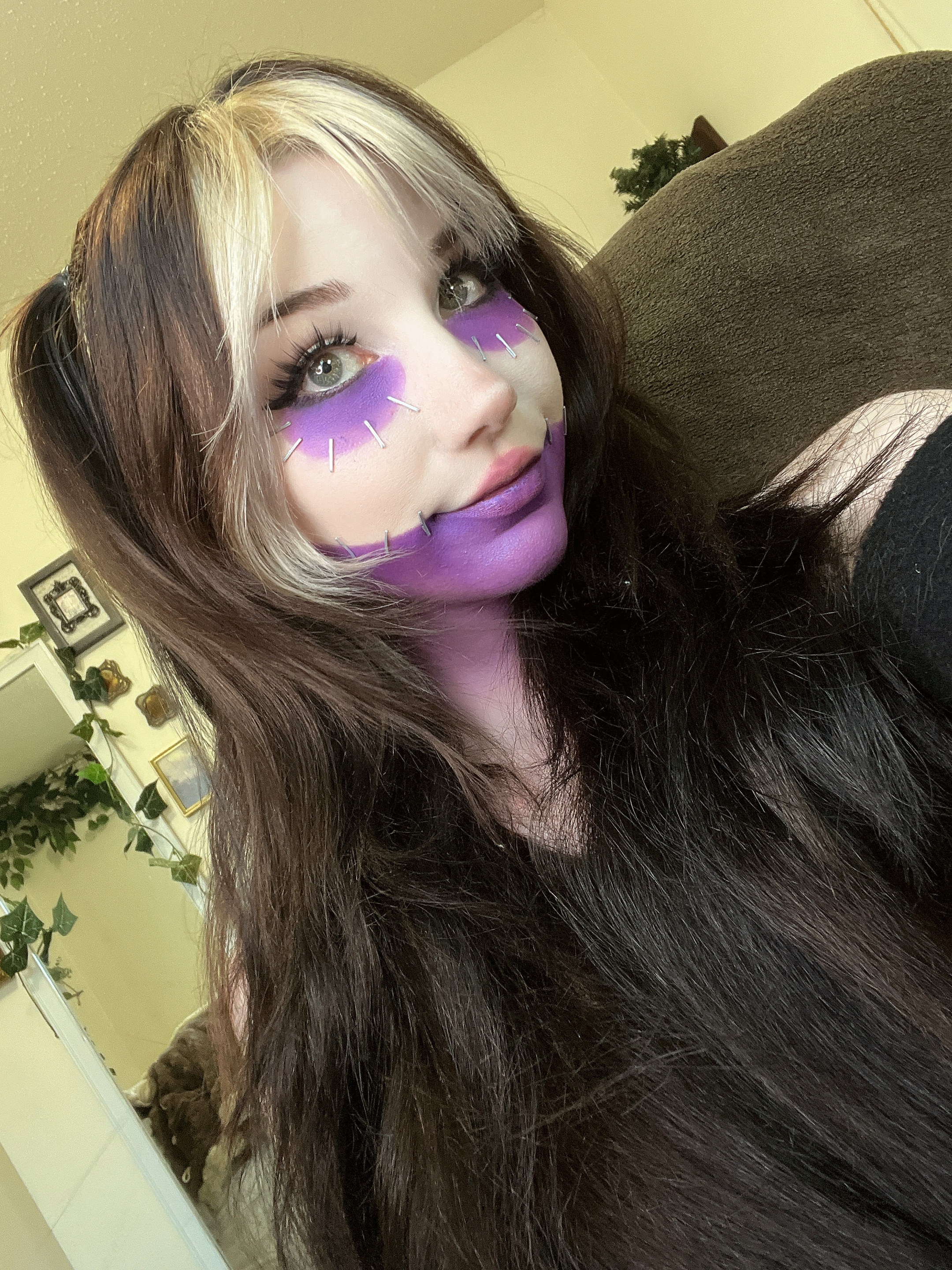 Danielle Mercedie - Dabi Danielle Mercedie - Dabi