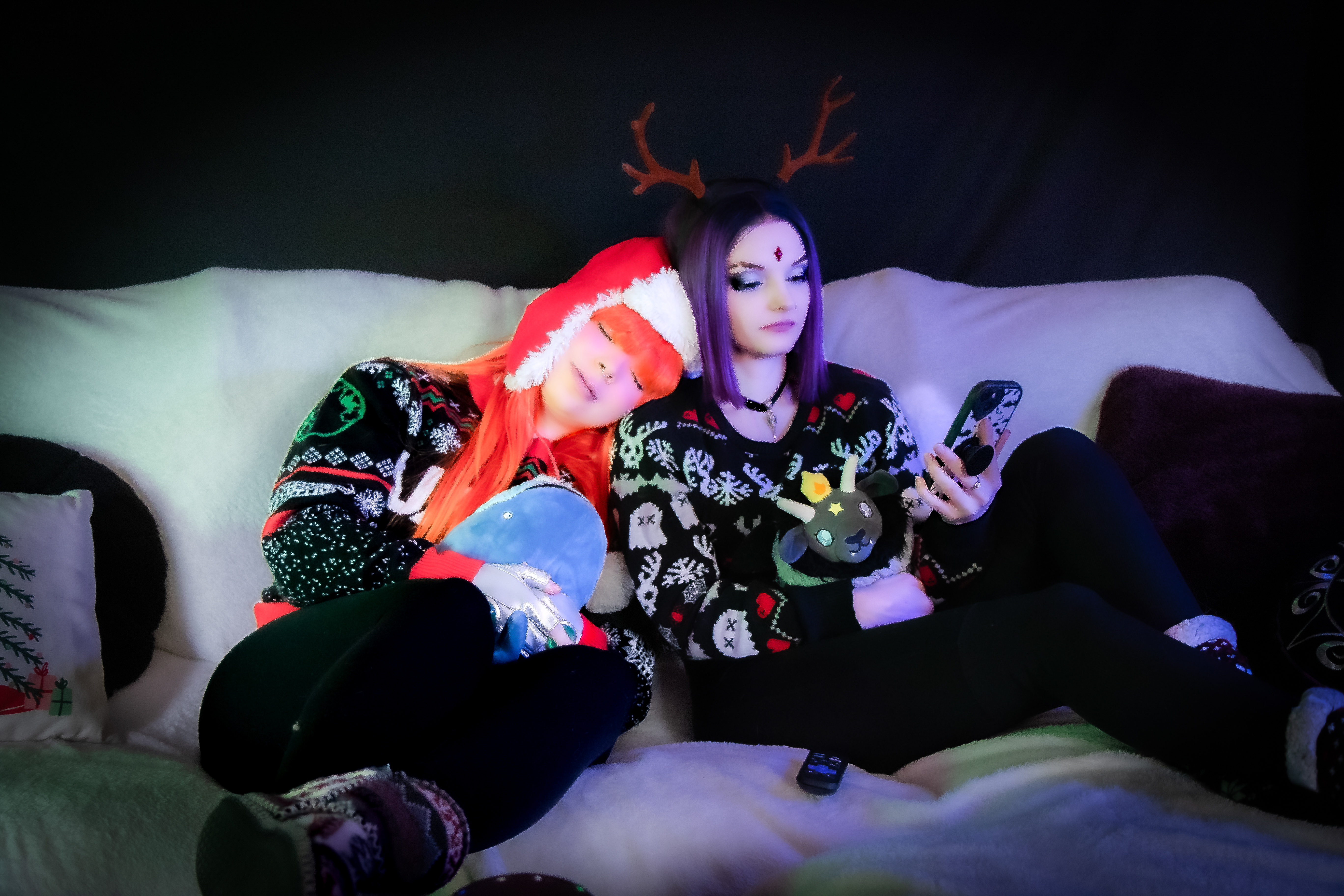 April Rose - Christmas Raven & Starfire April Rose - Christmas Raven & Starfire