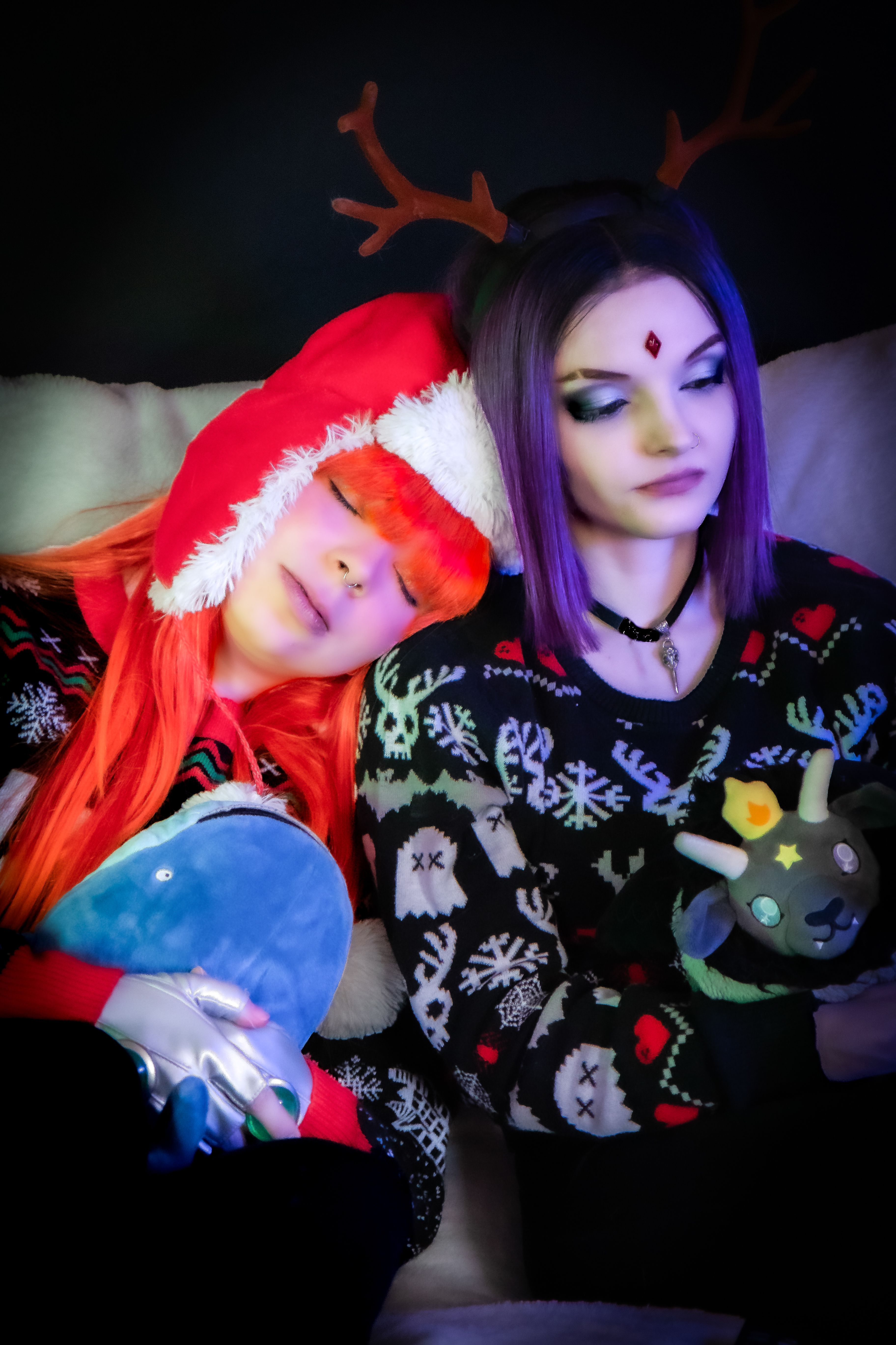 April Rose - Christmas Raven & Starfire April Rose - Christmas Raven & Starfire