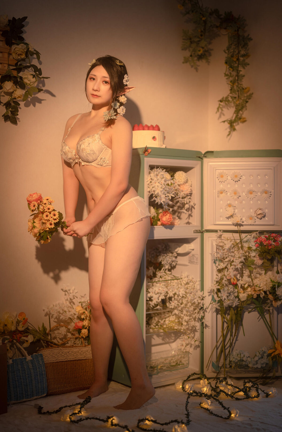 Coser@Zyra Autumn - Flowers (41P) Coser@Zyra Autumn - Flowers (41P)