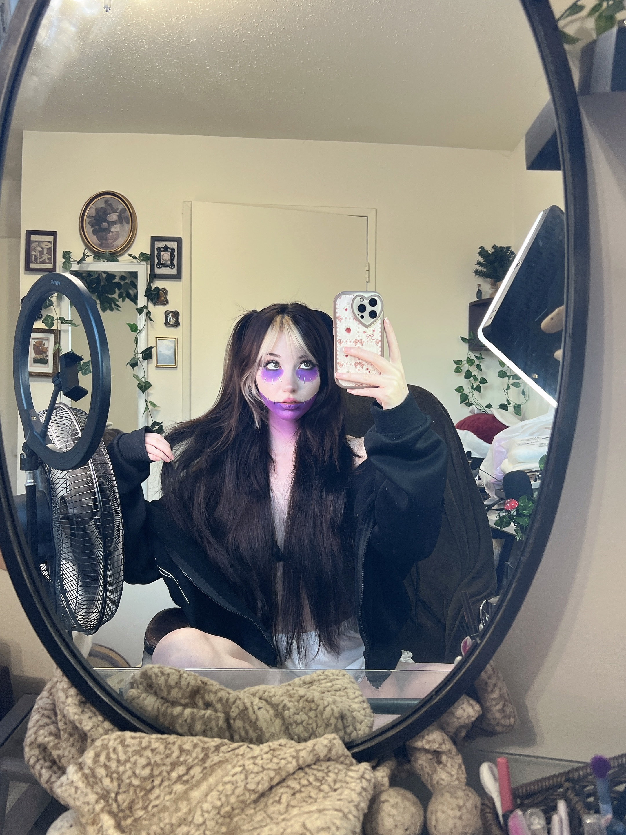 Danielle Mercedie - Dabi Danielle Mercedie - Dabi