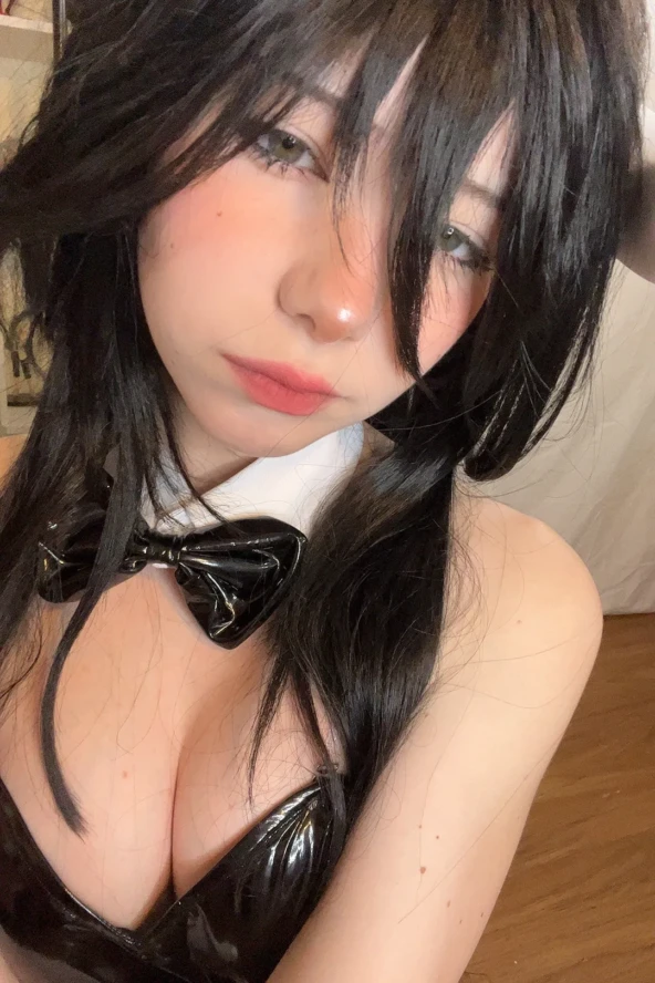 Ash - Bunny Albedo 3 Ash - Bunny Albedo
