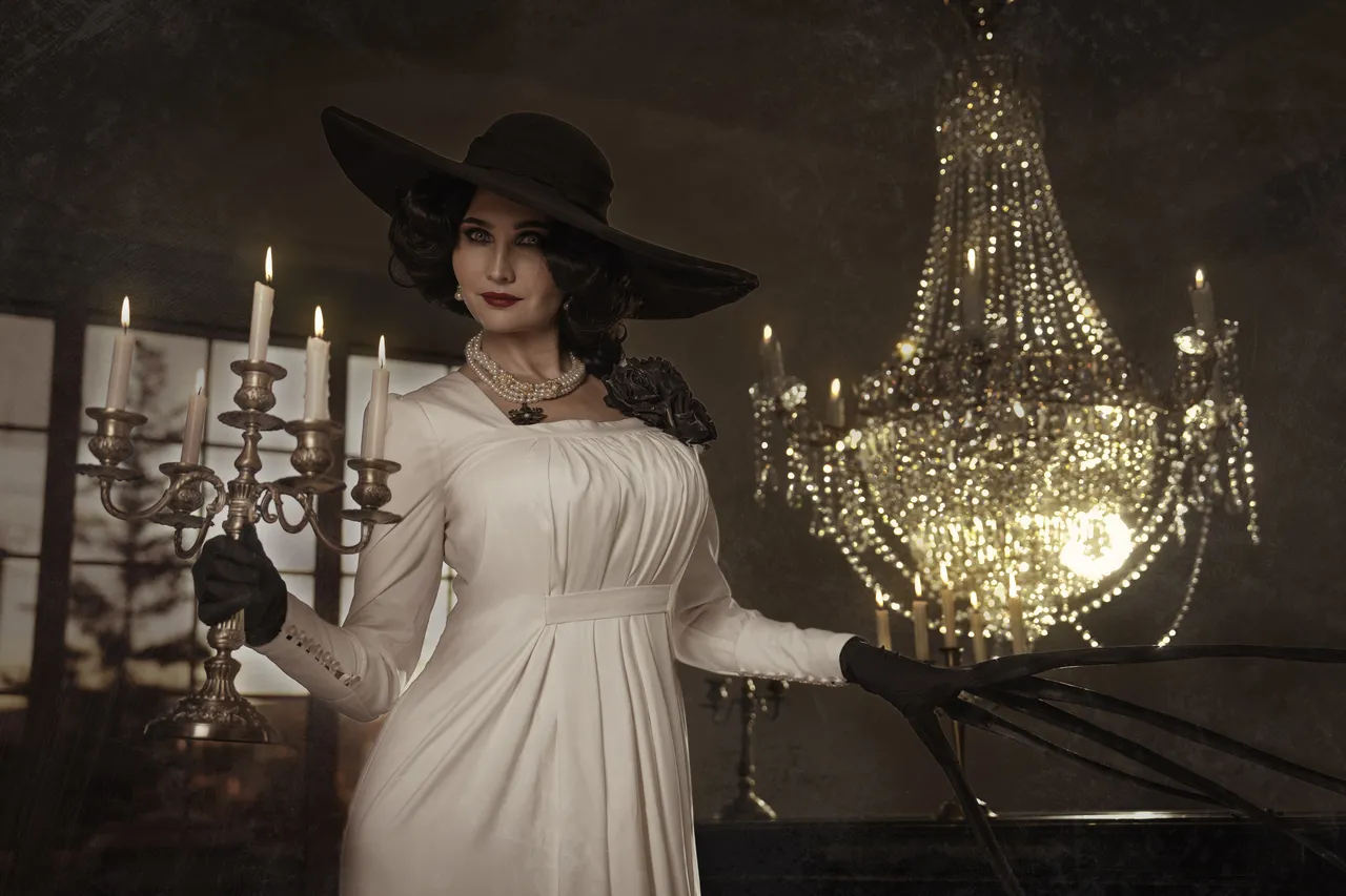 Gliese 581 - Lady Dimitrescu Gliese 581 - Lady Dimitrescu