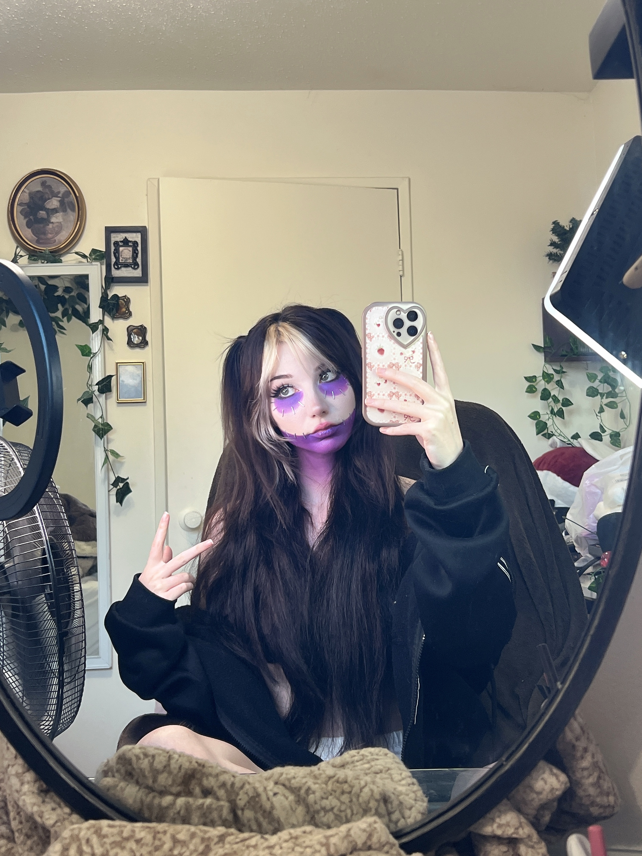 Danielle Mercedie - Dabi Danielle Mercedie - Dabi