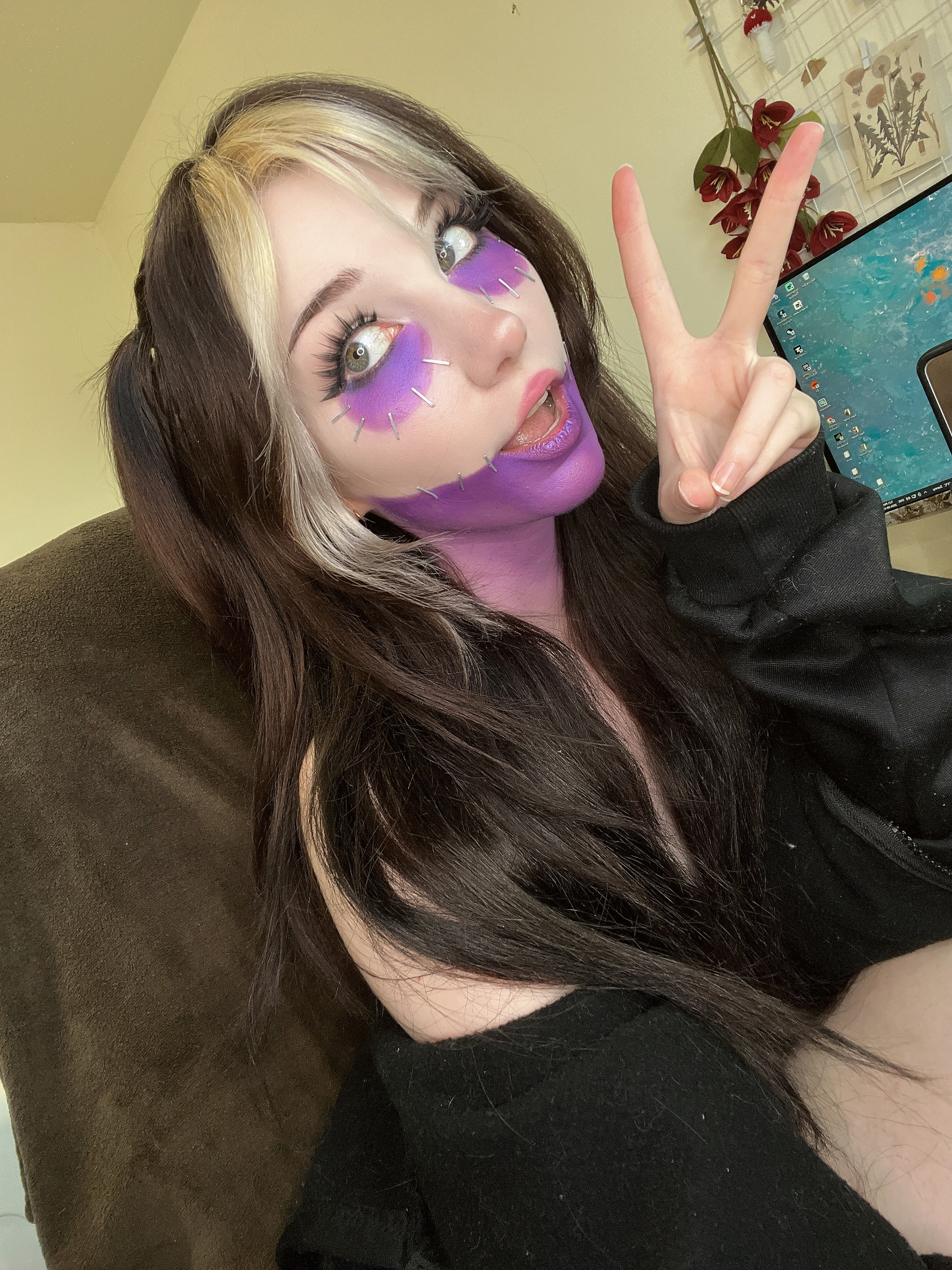 Danielle Mercedie - Dabi Danielle Mercedie - Dabi