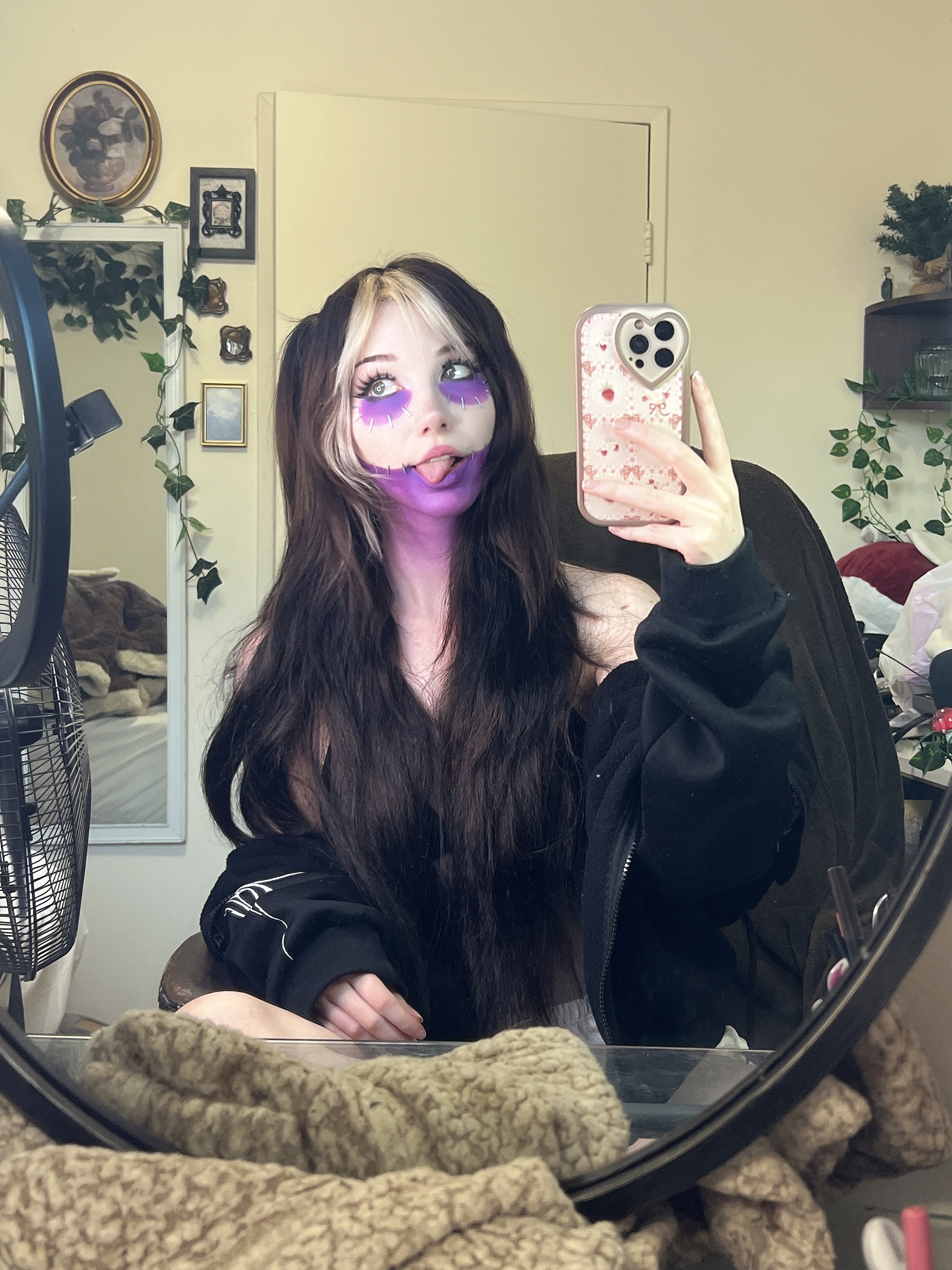 Danielle Mercedie - Dabi Danielle Mercedie - Dabi