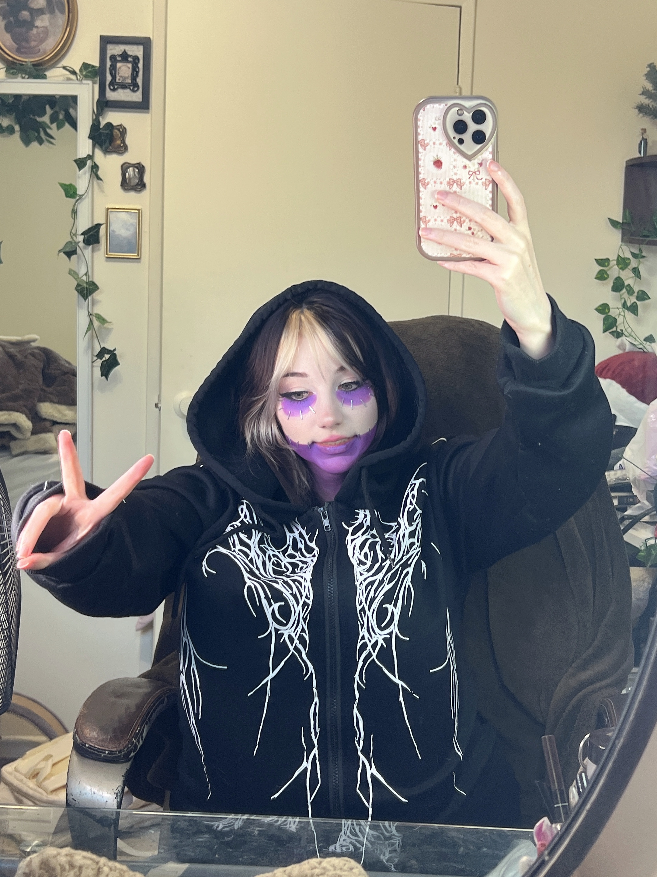 Danielle Mercedie - Dabi Danielle Mercedie - Dabi