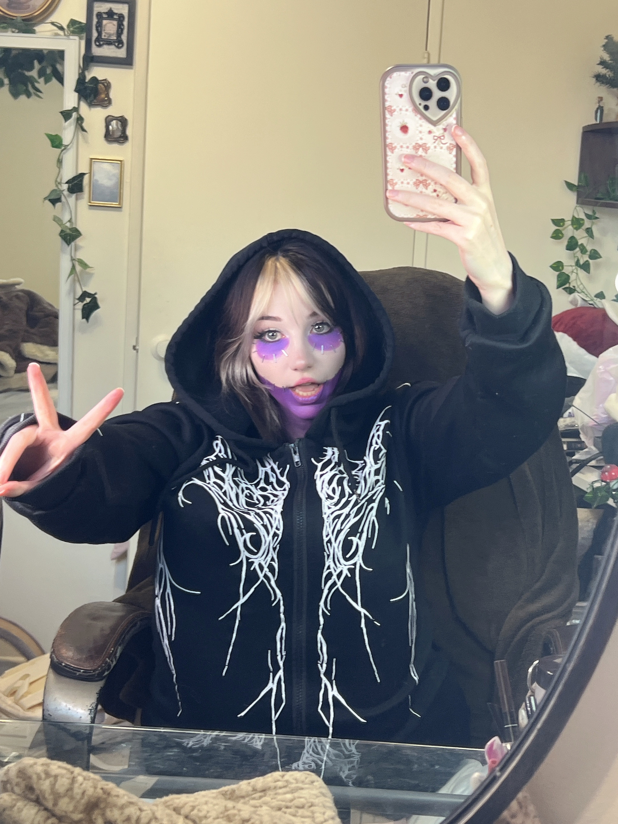 Danielle Mercedie - Dabi Danielle Mercedie - Dabi