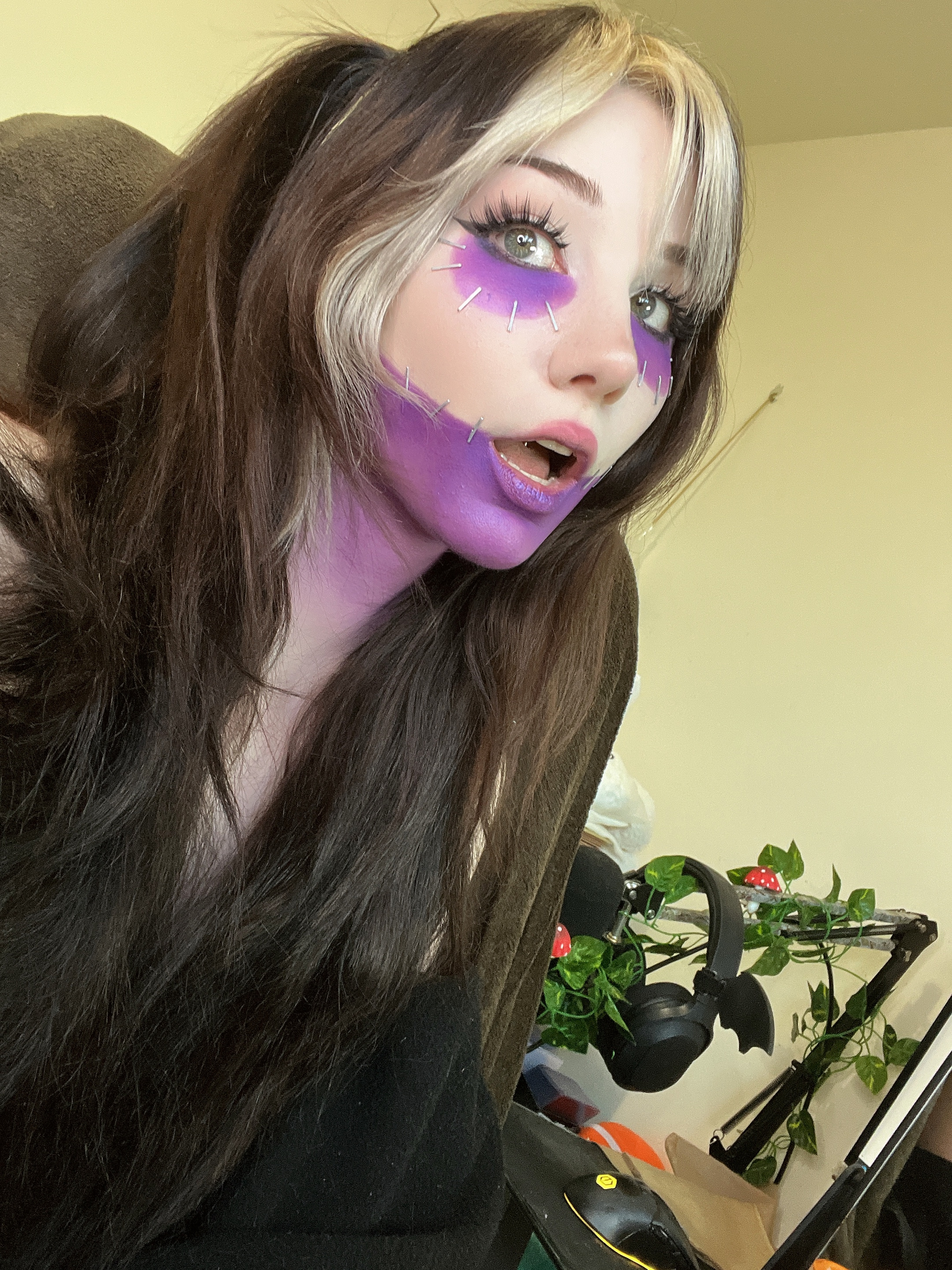 Danielle Mercedie - Dabi Danielle Mercedie - Dabi