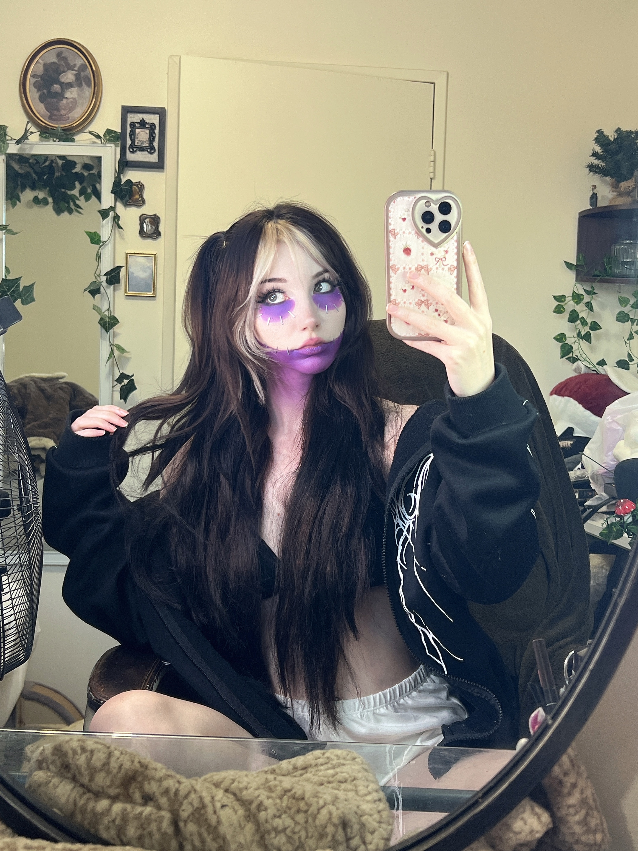 Danielle Mercedie - Dabi Danielle Mercedie - Dabi