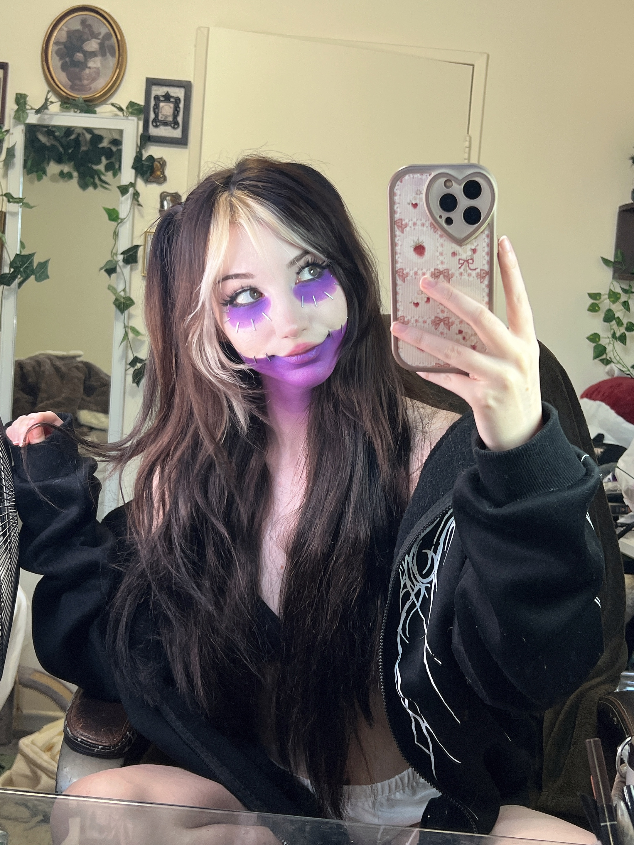 Danielle Mercedie - Dabi Danielle Mercedie - Dabi