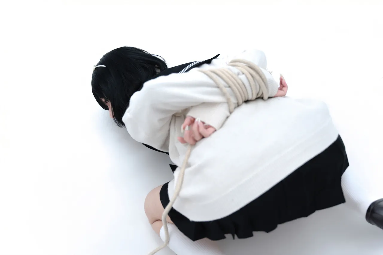 Nagi Shimizu - Sail Cutting Leaves Nagi Shimizu - Sail Cutting Leaves