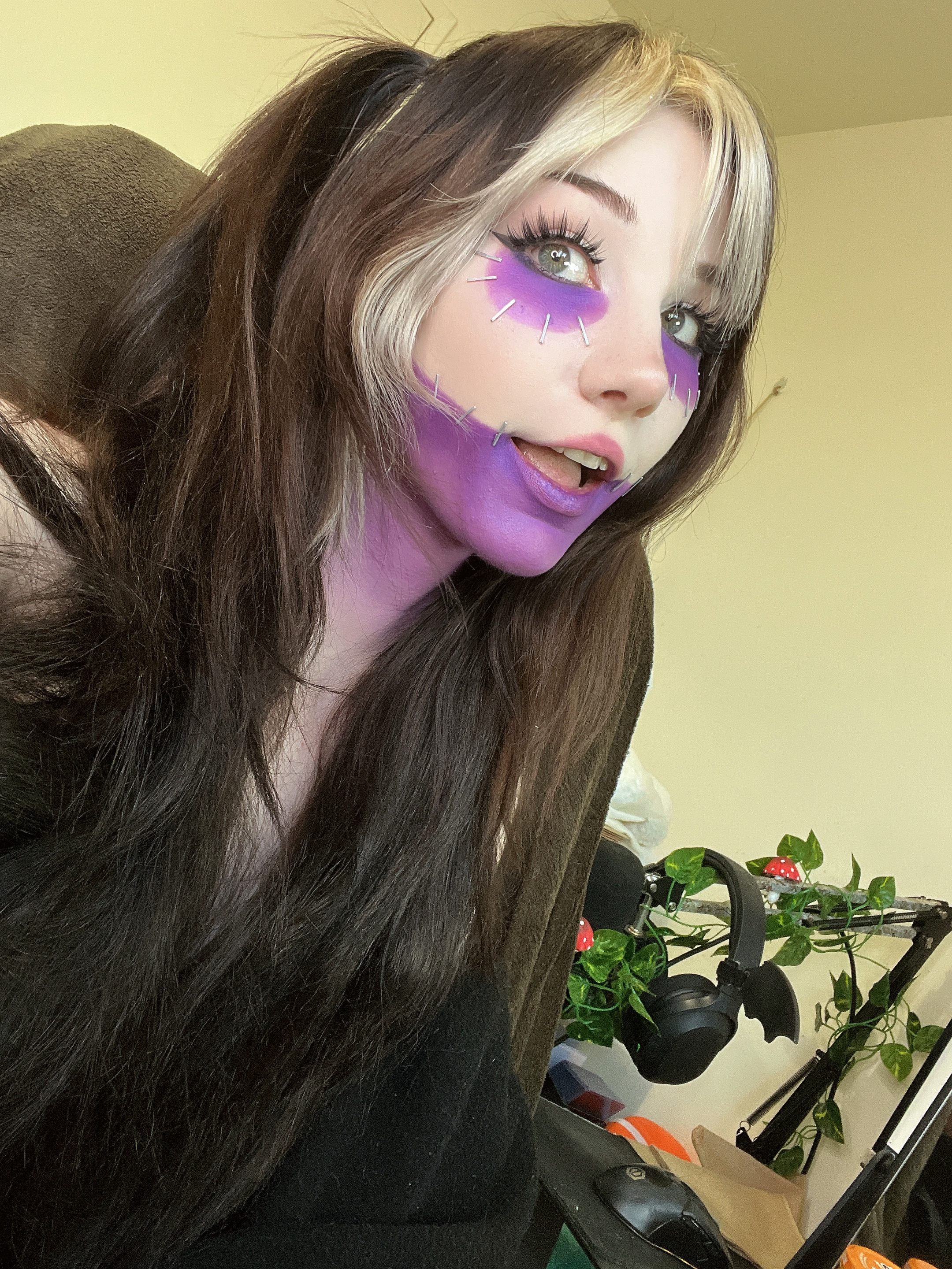 Danielle Mercedie - Dabi Danielle Mercedie - Dabi