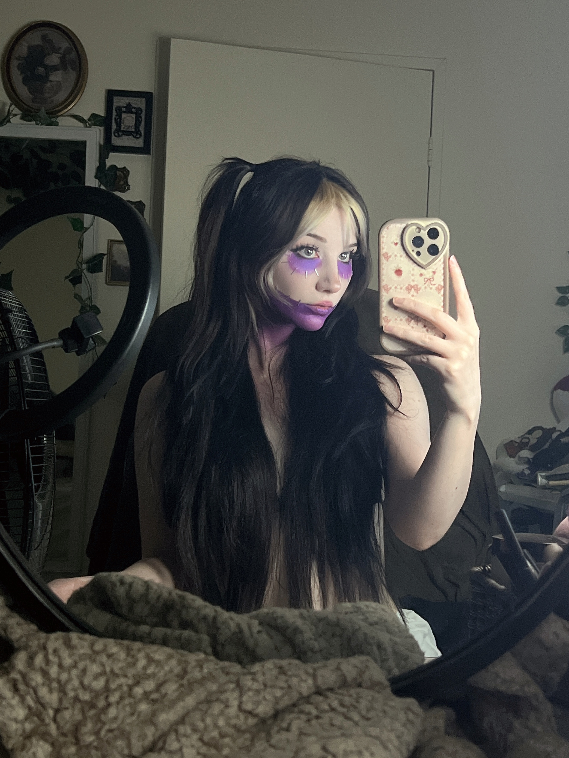 Danielle Mercedie - Dabi Danielle Mercedie - Dabi