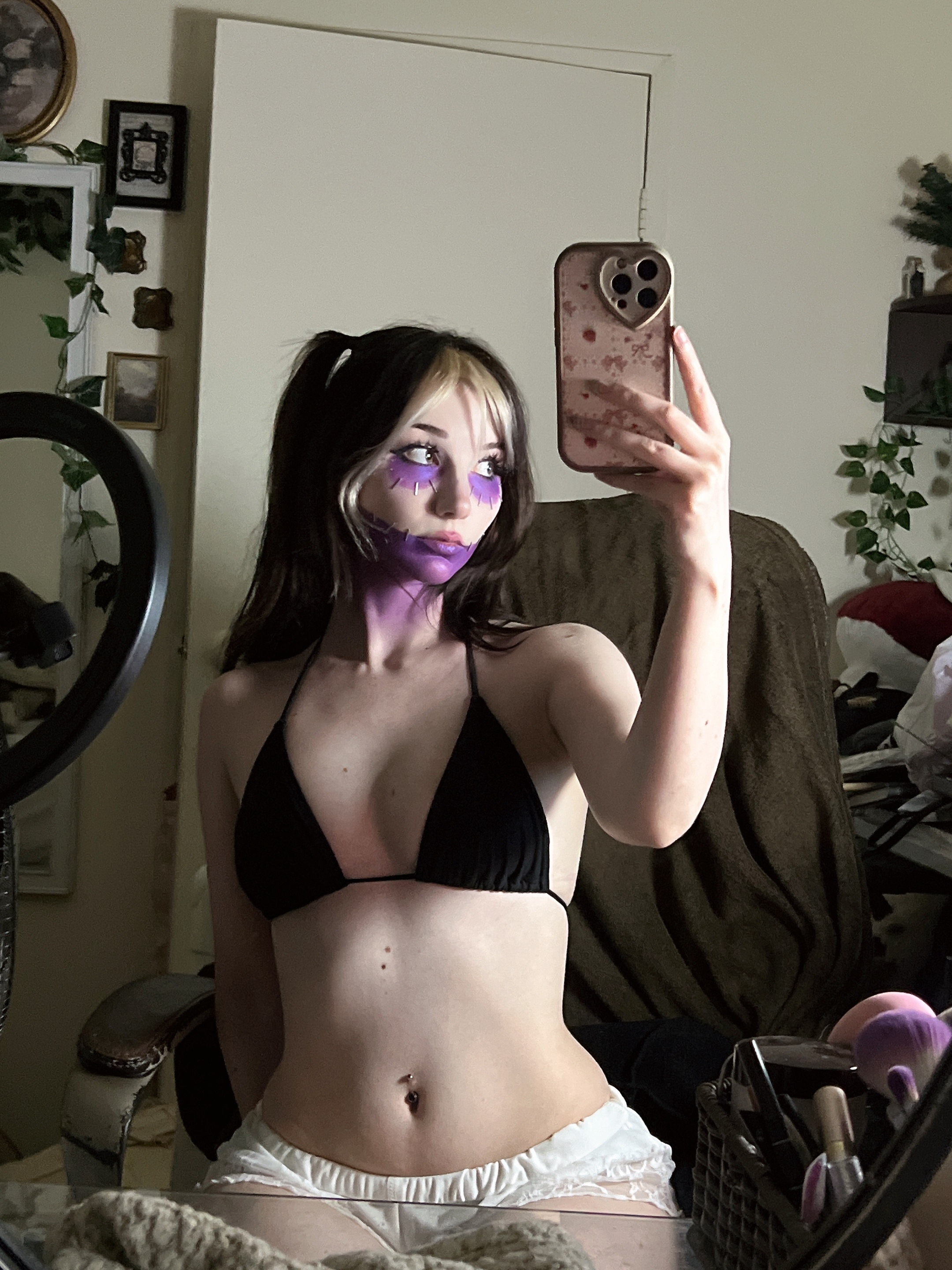 Danielle Mercedie - Dabi Danielle Mercedie - Dabi