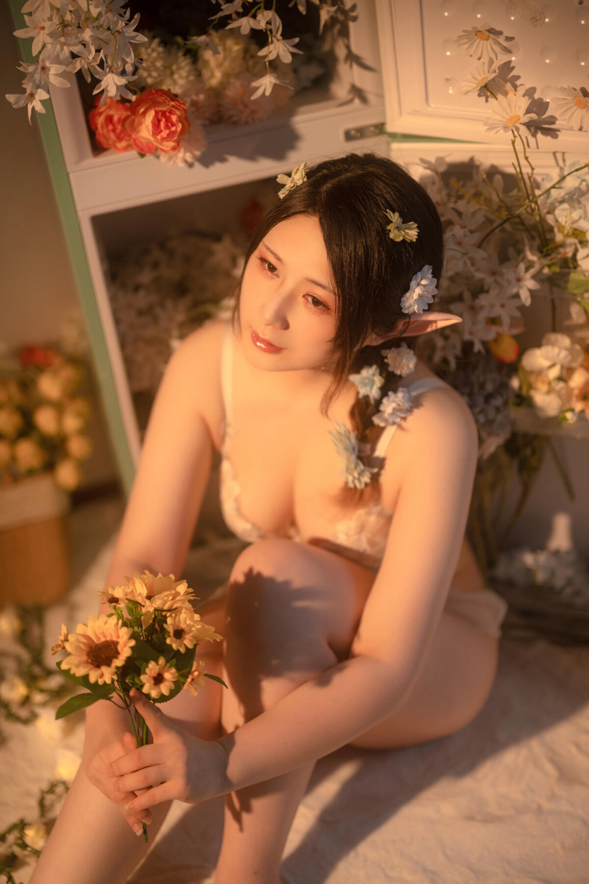 Coser@Zyra Autumn - Flowers (41P) Coser@Zyra Autumn - Flowers (41P)