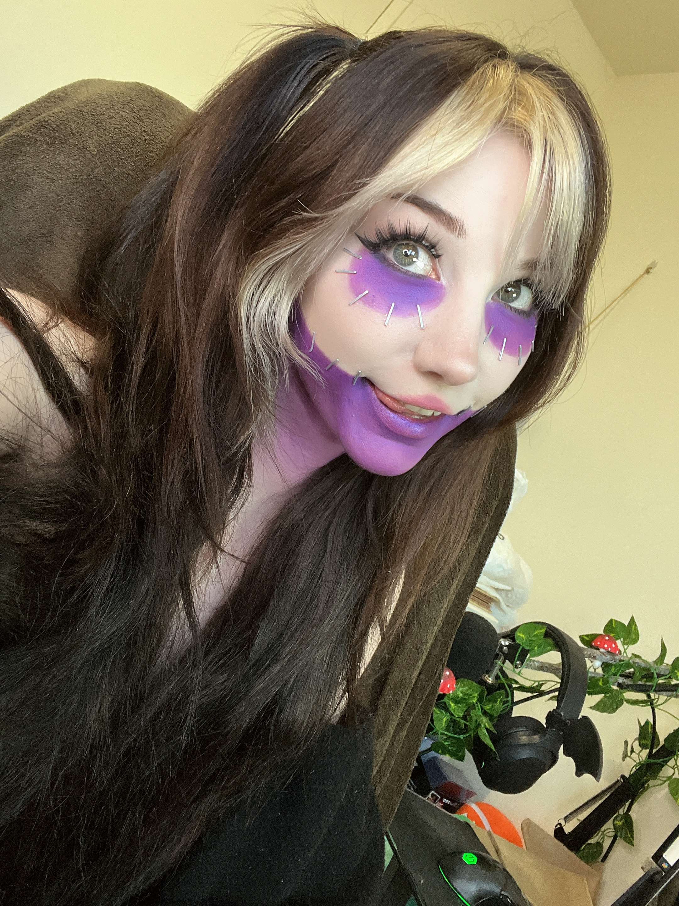 Danielle Mercedie - Dabi Danielle Mercedie - Dabi