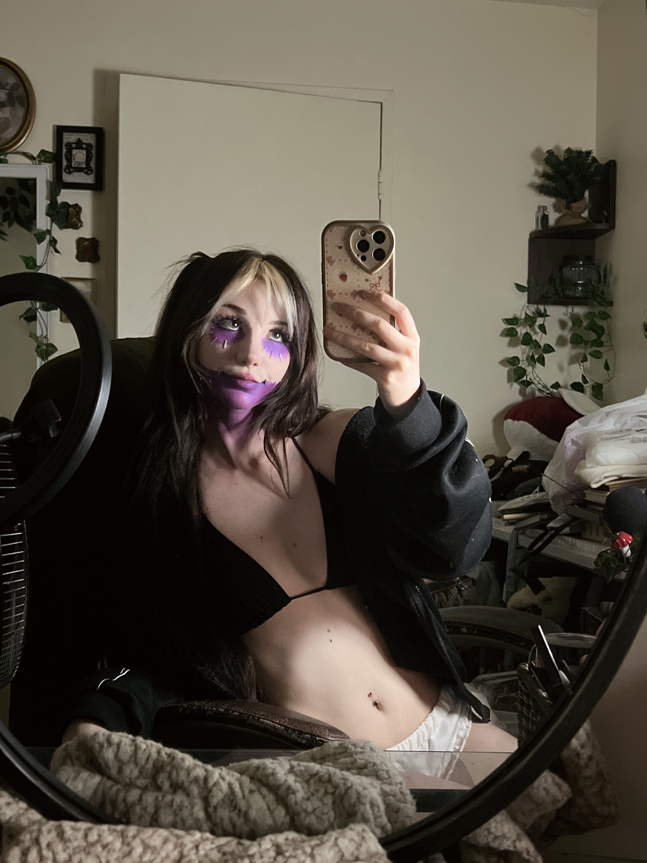 Danielle Mercedie - Dabi Danielle Mercedie - Dabi