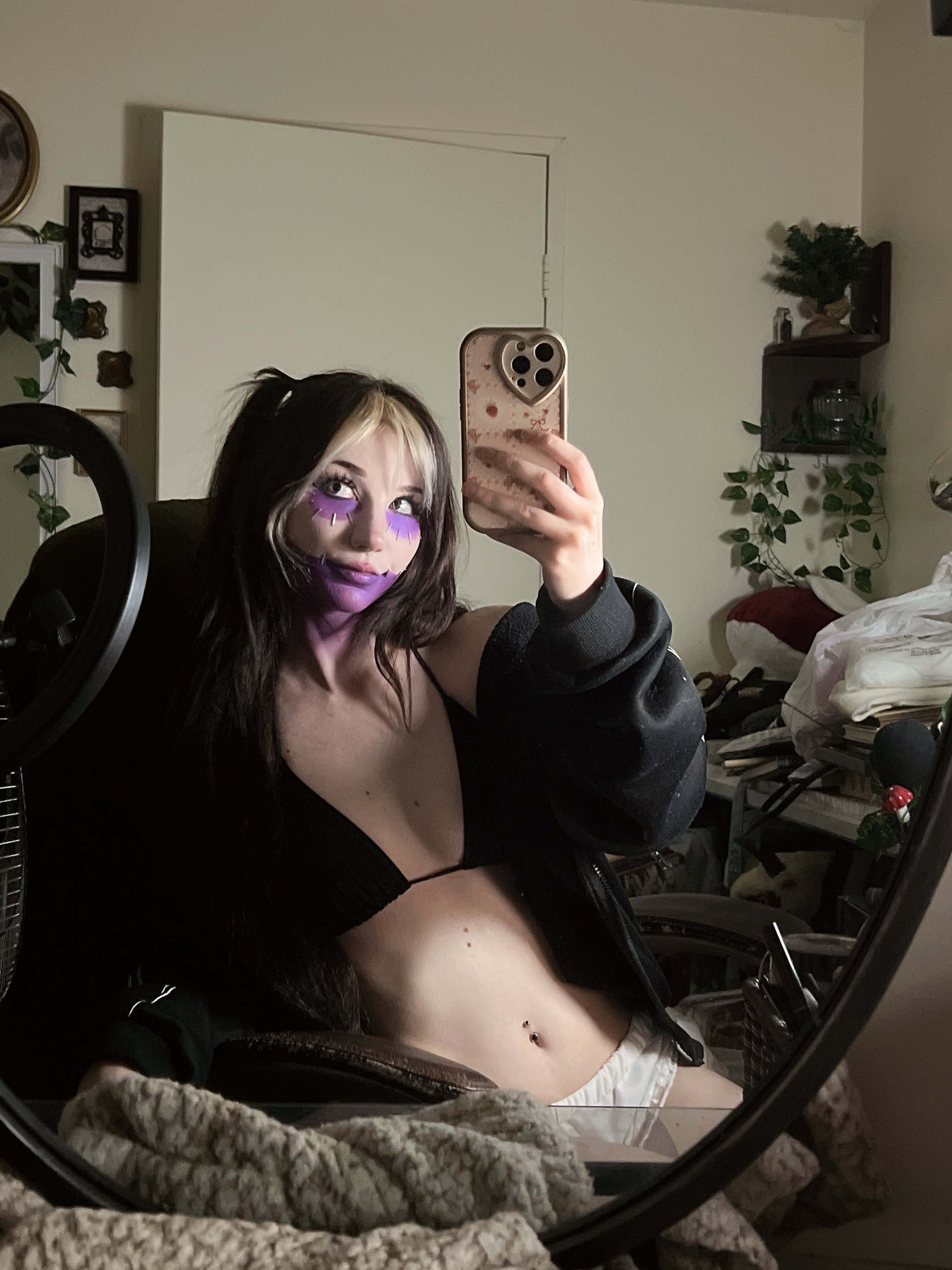 Danielle Mercedie - Dabi Danielle Mercedie - Dabi