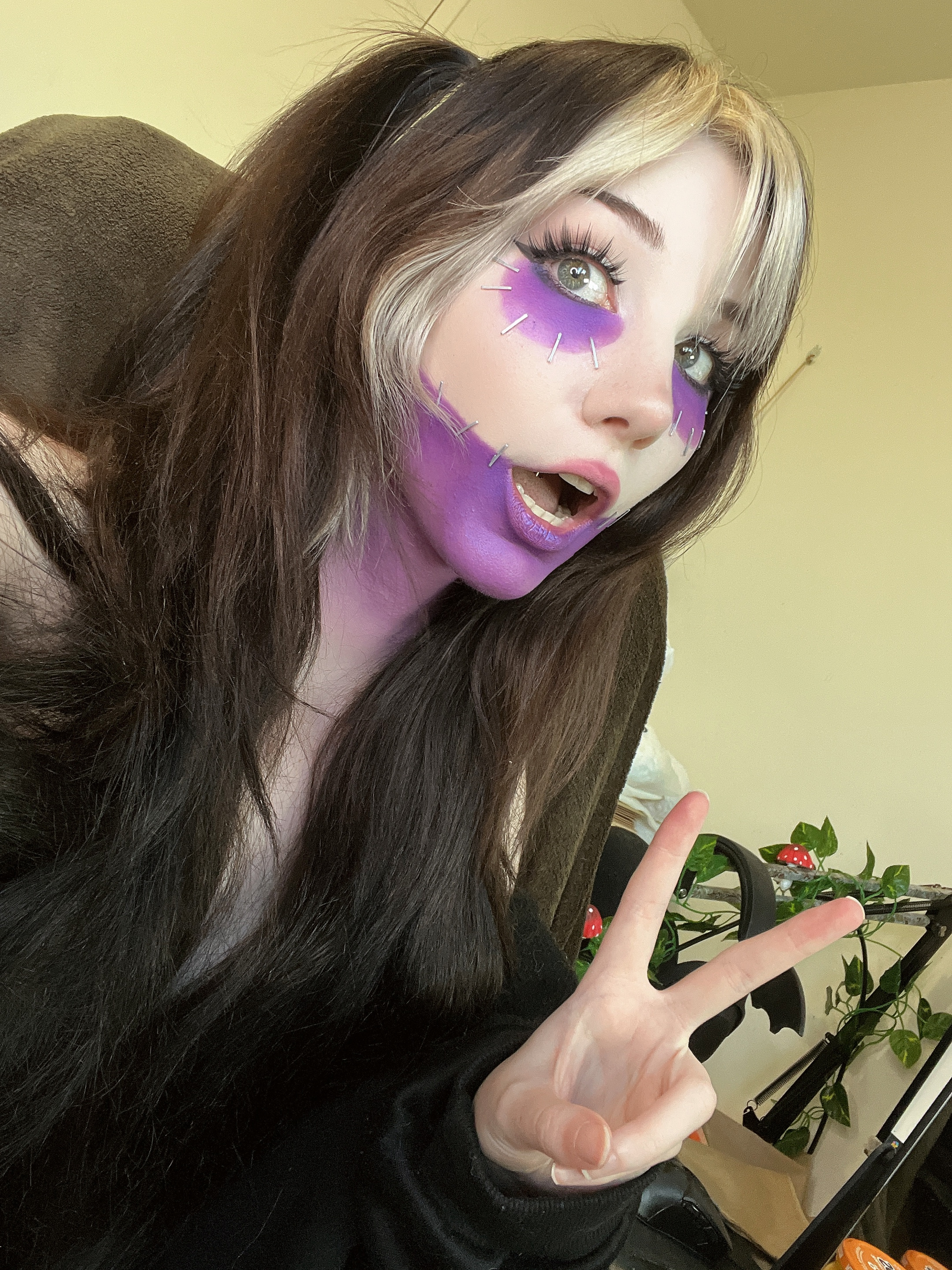 Danielle Mercedie - Dabi Danielle Mercedie - Dabi