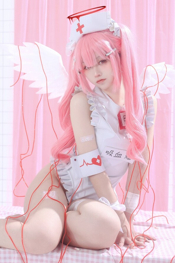 Coser@G44 Won't Get Hurt - Trainee Nurse Seeing Love on a Moonlit Night (32P) 6 Coser@G44 Won