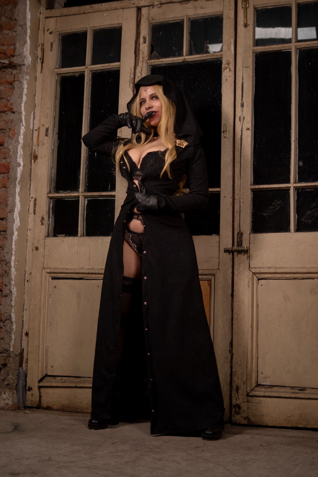 Rusetgreen - Bela Dimitrescu Rusetgreen - Bela Dimitrescu