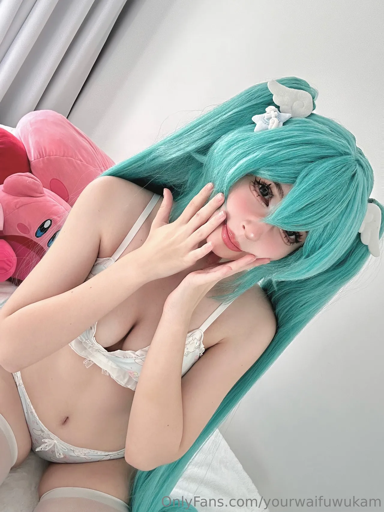 Your Waifu Wukam - Miku Your Waifu Wukam - Miku