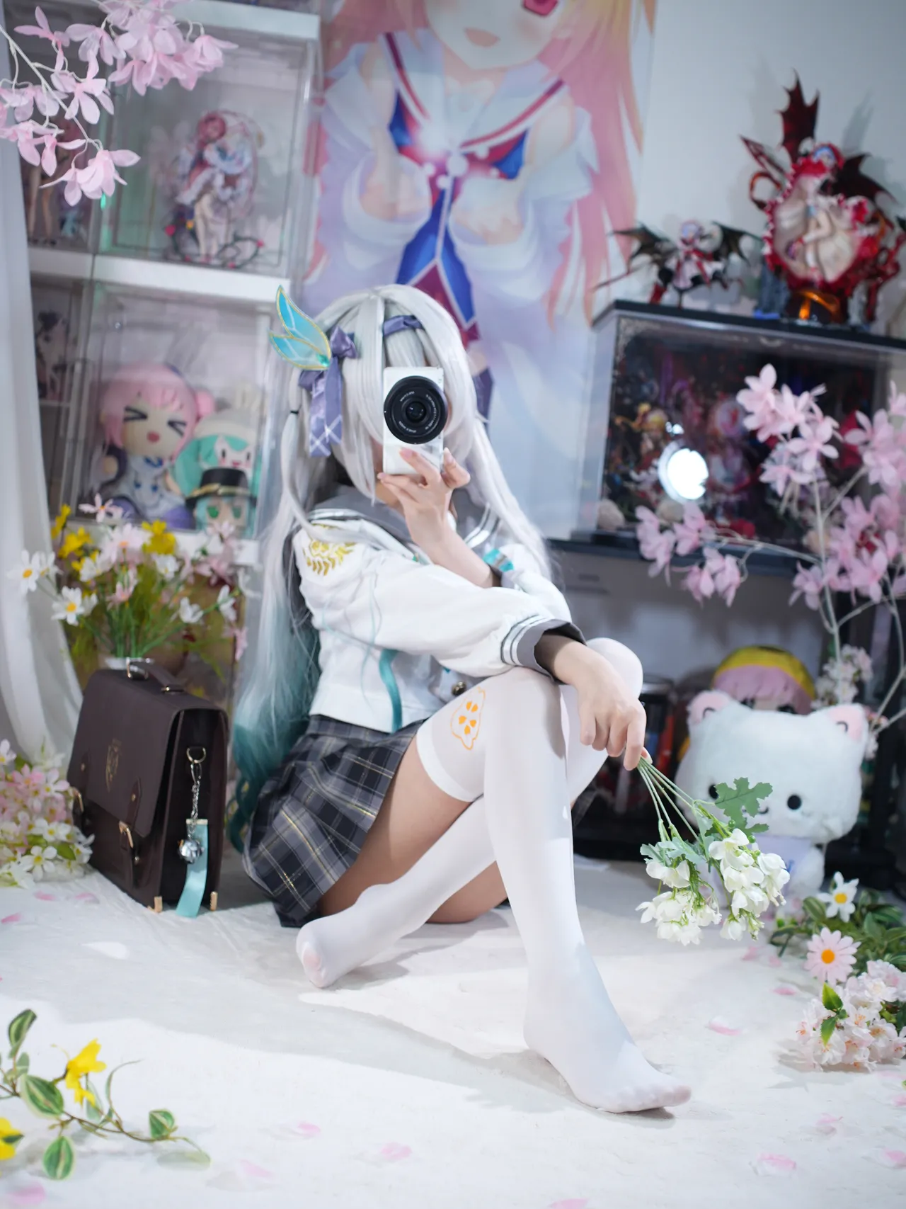 Shirly - Flowing Firefly Spring Gift (Honkai: Star Rail) Shirly - Flowing Firefly Spring Gift (Honkai: Star Rail)