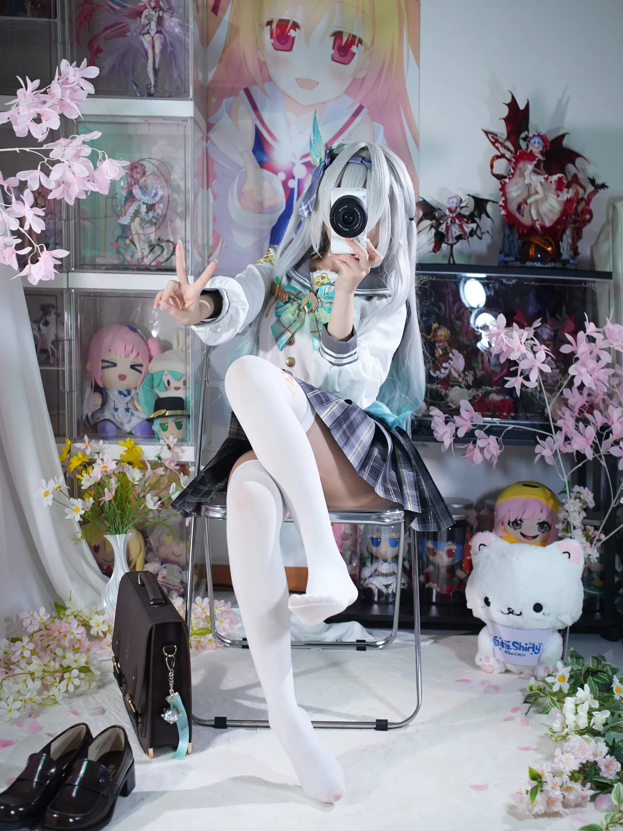 Shirly - Flowing Firefly Spring Gift (Honkai: Star Rail) Shirly - Flowing Firefly Spring Gift (Honkai: Star Rail)