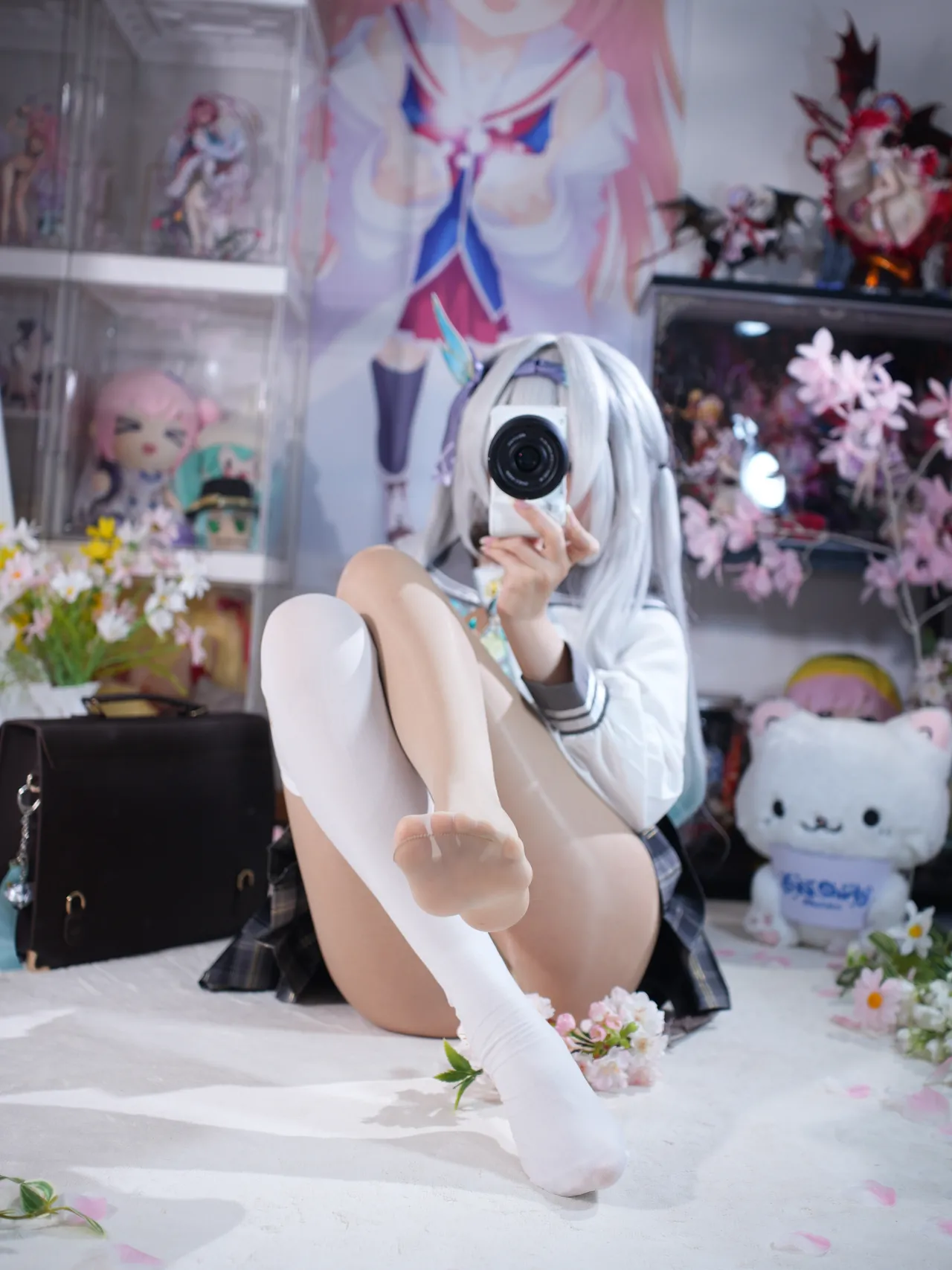 Shirly - Flowing Firefly Spring Gift (Honkai: Star Rail) Shirly - Flowing Firefly Spring Gift (Honkai: Star Rail)