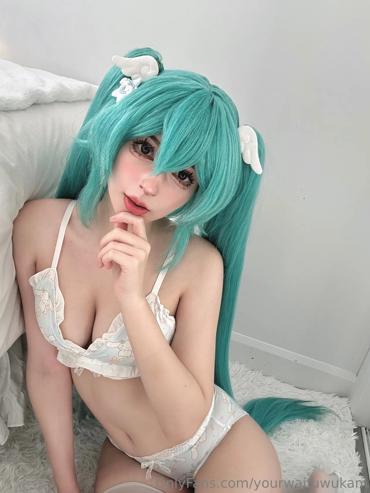 Your Waifu Wukam - Miku Your Waifu Wukam - Miku