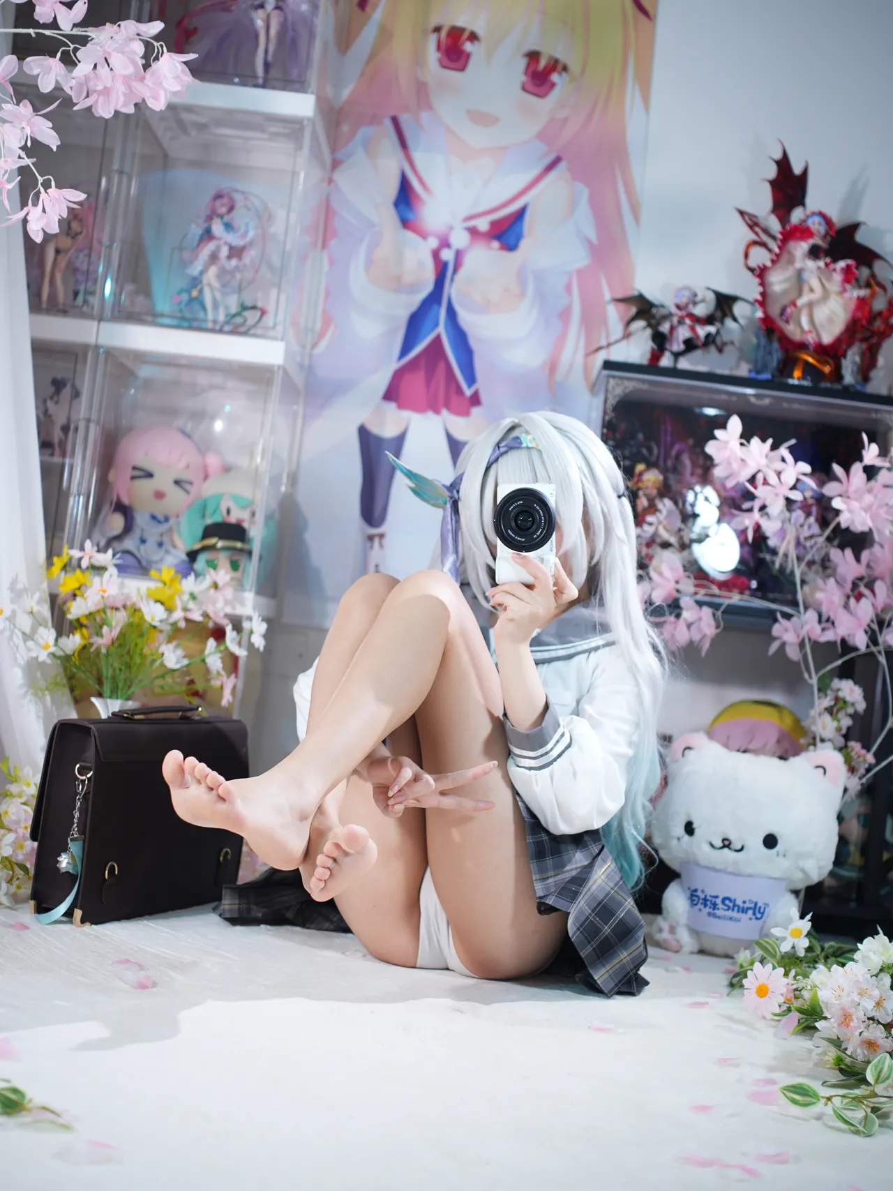 Shirly - Flowing Firefly Spring Gift (Honkai: Star Rail) Shirly - Flowing Firefly Spring Gift (Honkai: Star Rail)