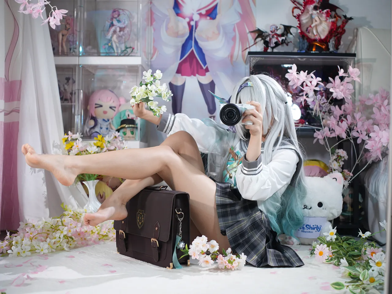 Shirly - Flowing Firefly Spring Gift (Honkai: Star Rail) Shirly - Flowing Firefly Spring Gift (Honkai: Star Rail)