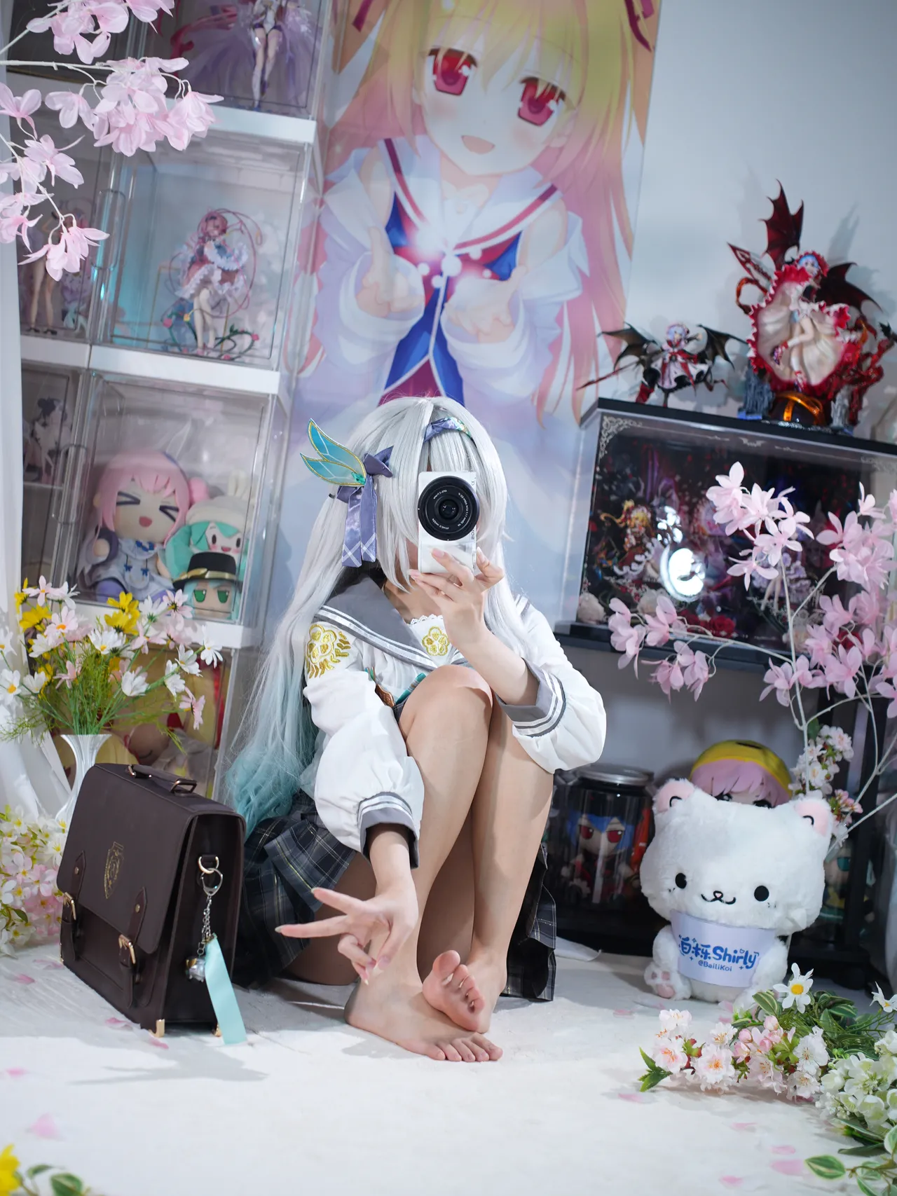 Shirly - Flowing Firefly Spring Gift (Honkai: Star Rail) Shirly - Flowing Firefly Spring Gift (Honkai: Star Rail)