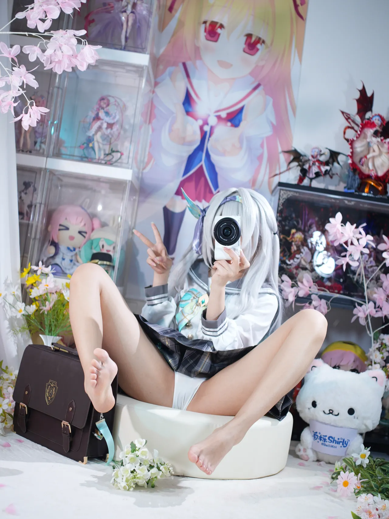 Shirly - Flowing Firefly Spring Gift (Honkai: Star Rail) Shirly - Flowing Firefly Spring Gift (Honkai: Star Rail)