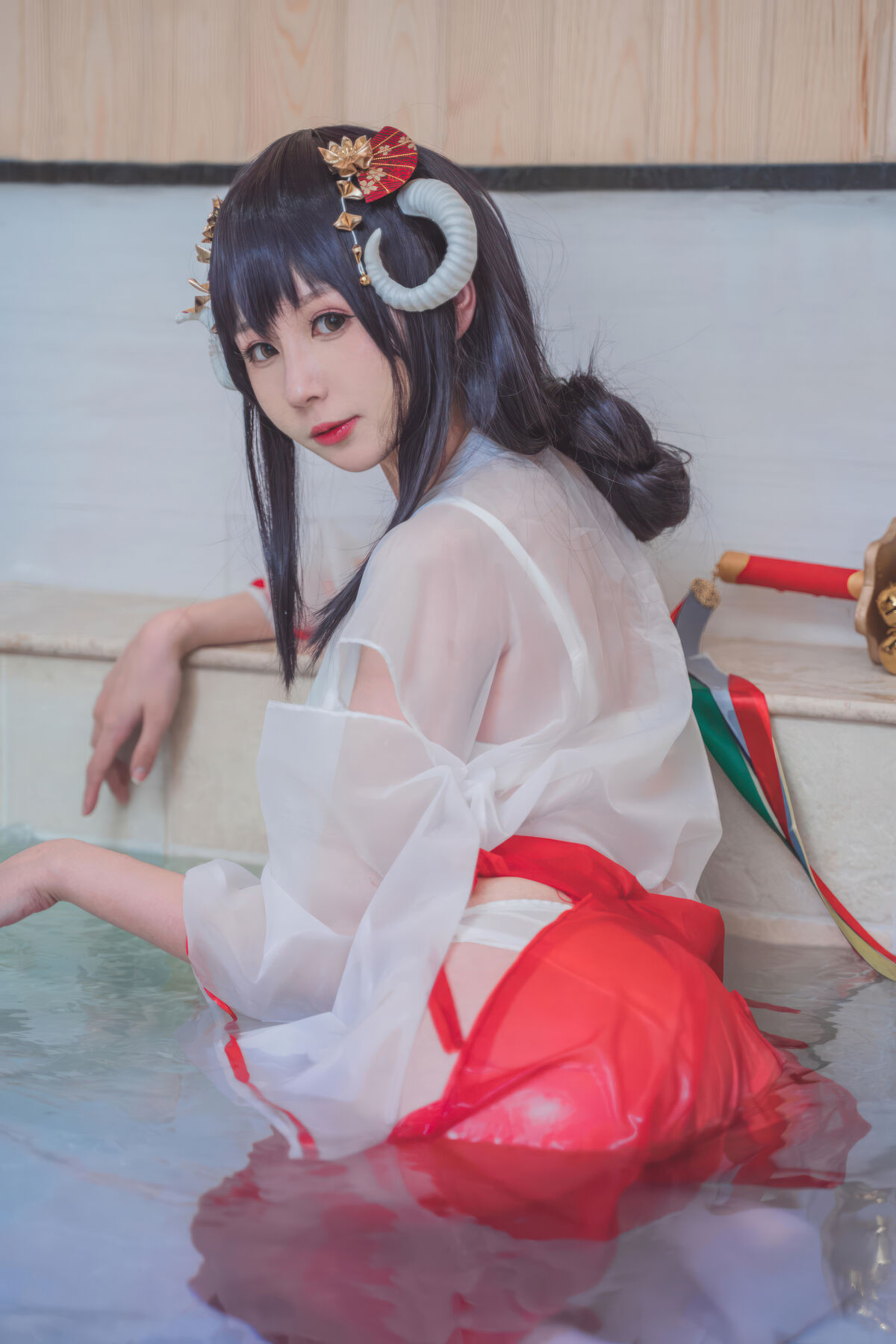 Coser@ Saionji Nanga - Transparent Miko (31P) Coser@ Saionji Nanga - Transparent Miko (31P)