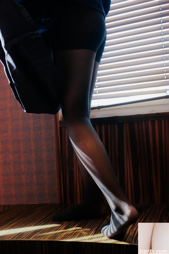 Anna · Nishikinomiya cos (79P) Anna · Nishikinomiya cos (79P)