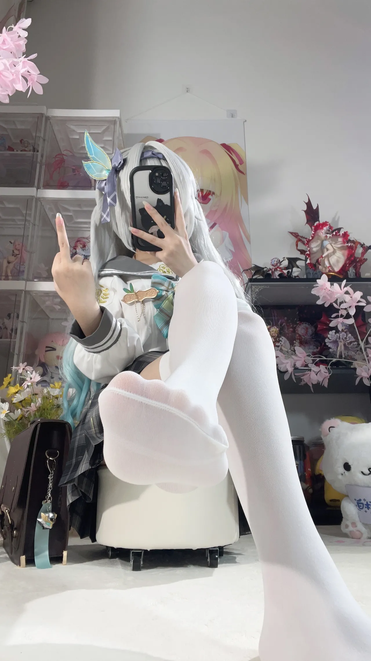 Shirly - Flowing Firefly Spring Gift (Honkai: Star Rail) Shirly - Flowing Firefly Spring Gift (Honkai: Star Rail)