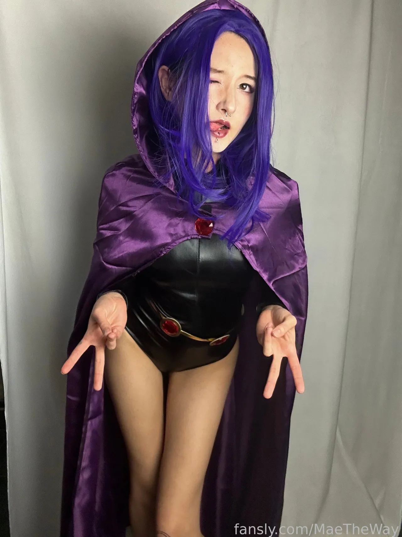 Mae The Way - Raven Mae The Way - Raven