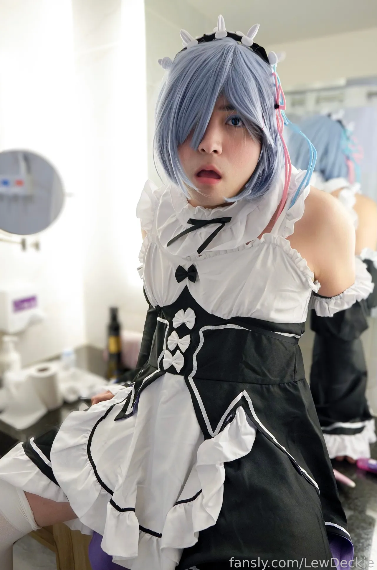 LewDeckie - Rem LewDeckie - Rem