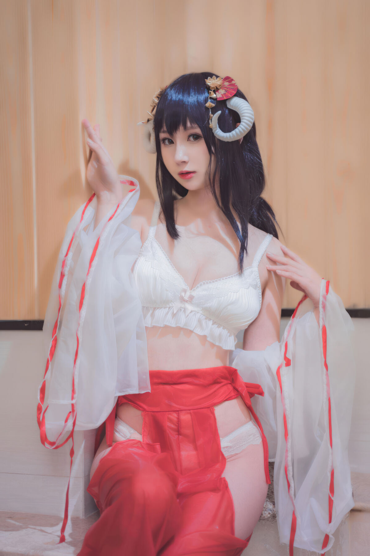 Coser@ Saionji Nanga - Transparent Miko (31P) Coser@ Saionji Nanga - Transparent Miko (31P)