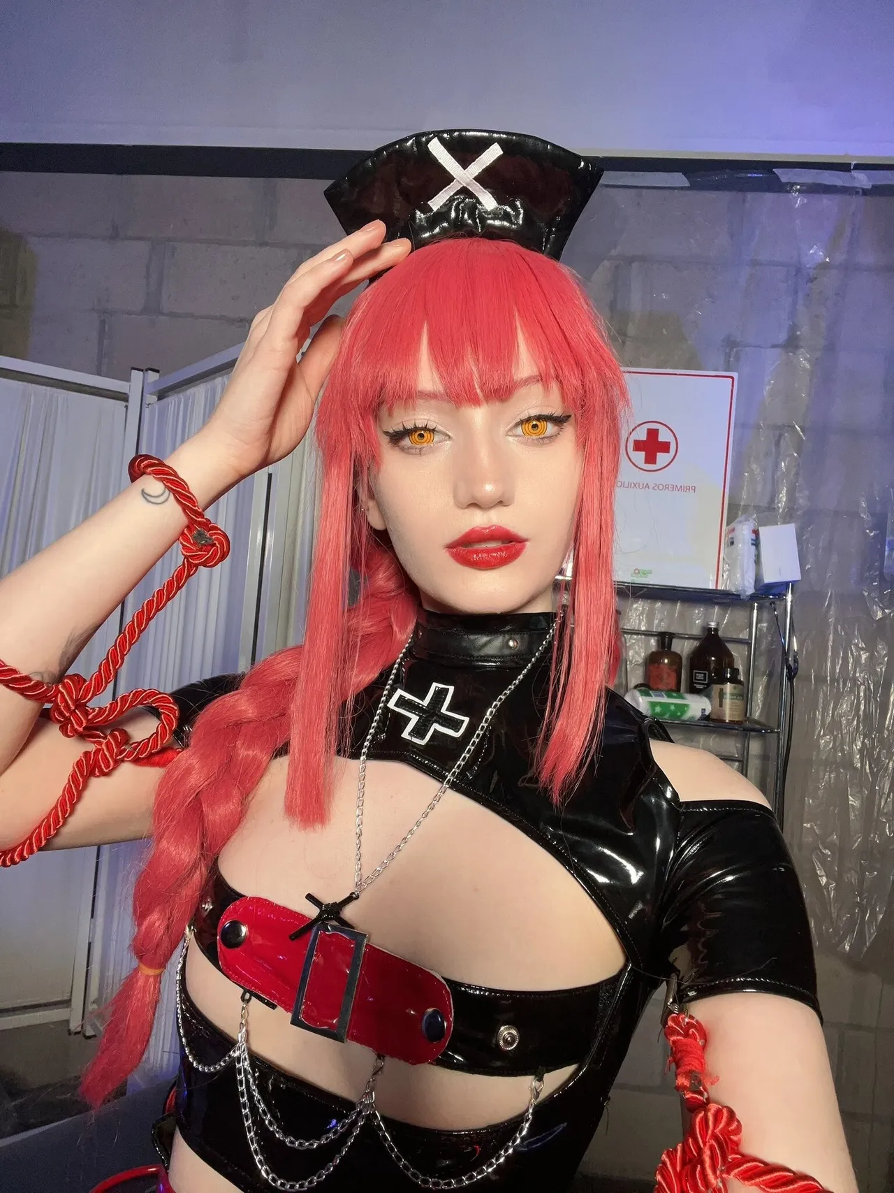 Moondays - Makima Moondays - Makima