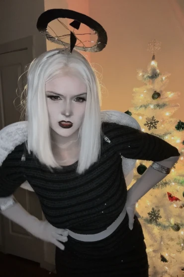 LUX - Lute 4 LUX - Lute