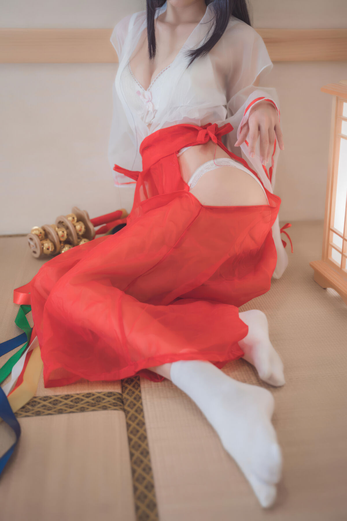 Coser@ Saionji Nanga - Transparent Miko (31P) Coser@ Saionji Nanga - Transparent Miko (31P)