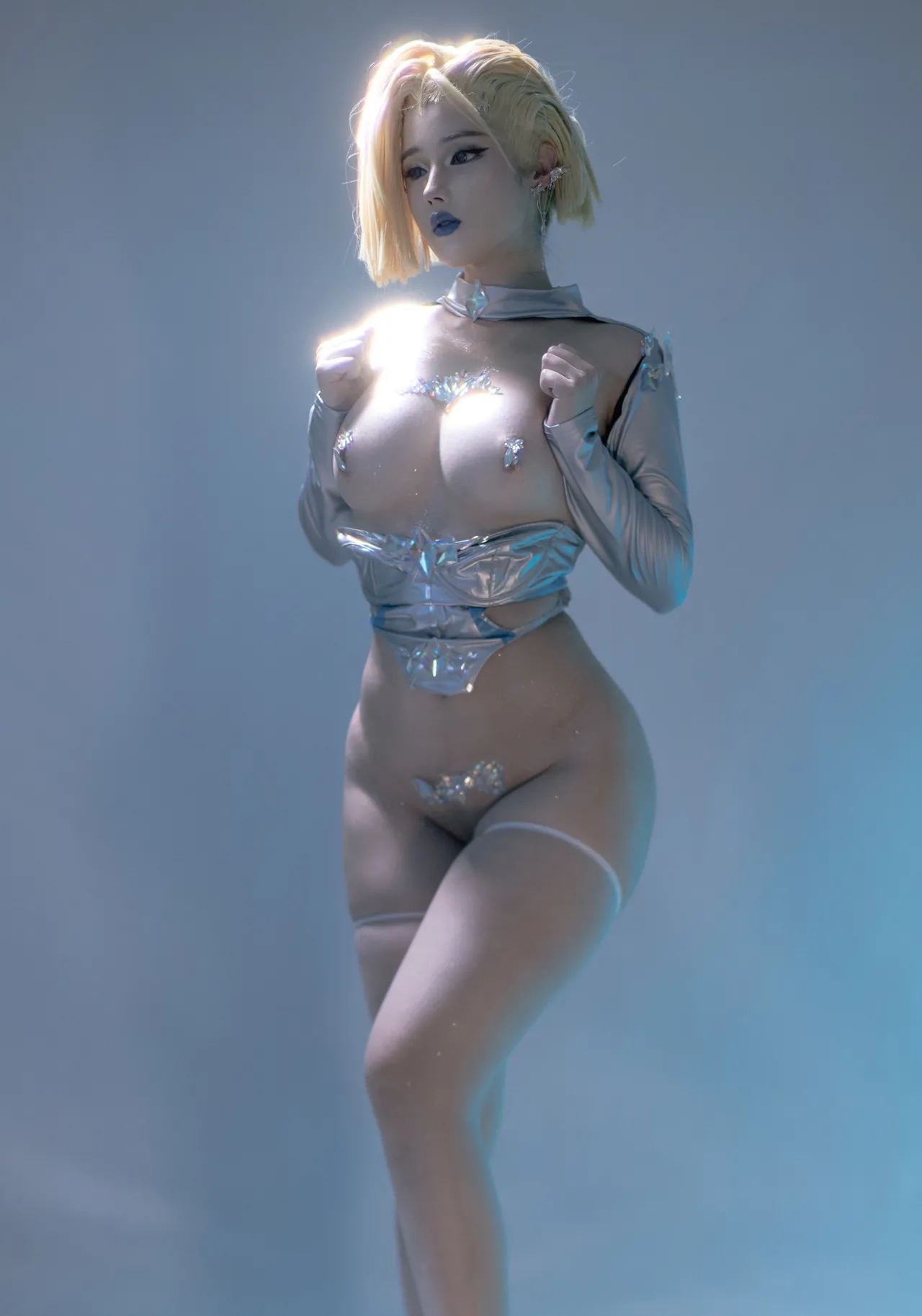 Coser@ Titi alloy: White Queen Coser@ Titi alloy: White Queen